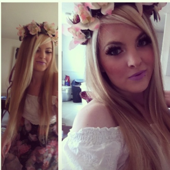 Meet your Posher! 😊🦄💕 - Picture 2 of 7