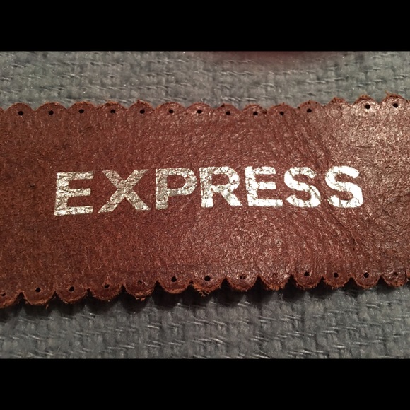 Express brand engraved leather design belt - Picture 3 of 4