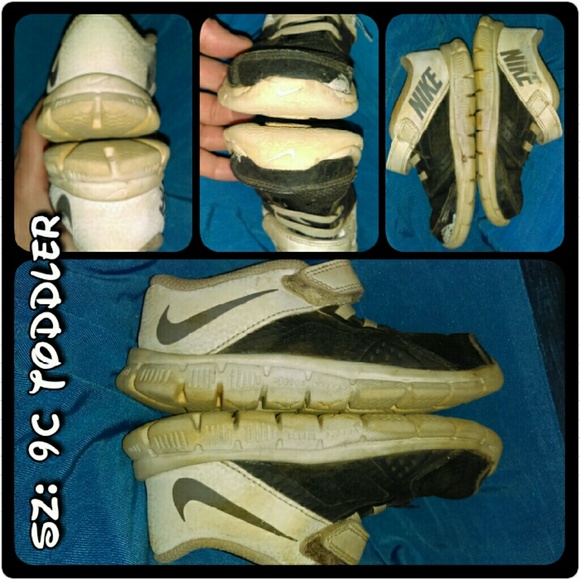 Nike Toddler shoe's SZ: 9C