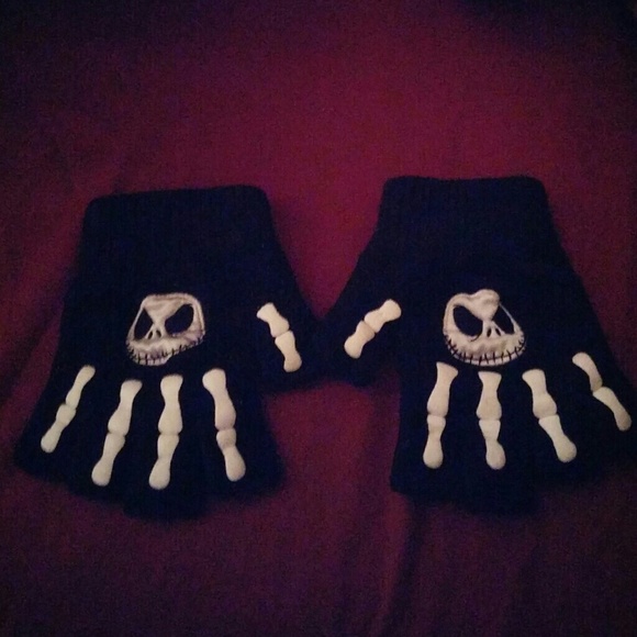 Disney The Nightmare Before Christmas Gloves