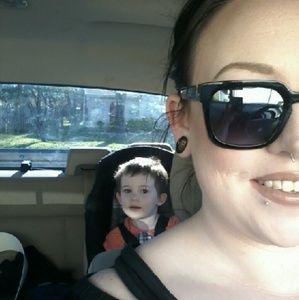 Meet your Posher, Amanda