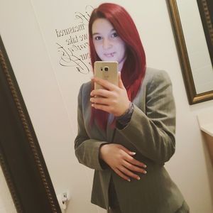 Meet your Posher, Loretta