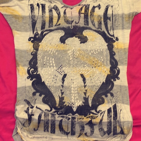 Shirt - Picture 2 of 4
