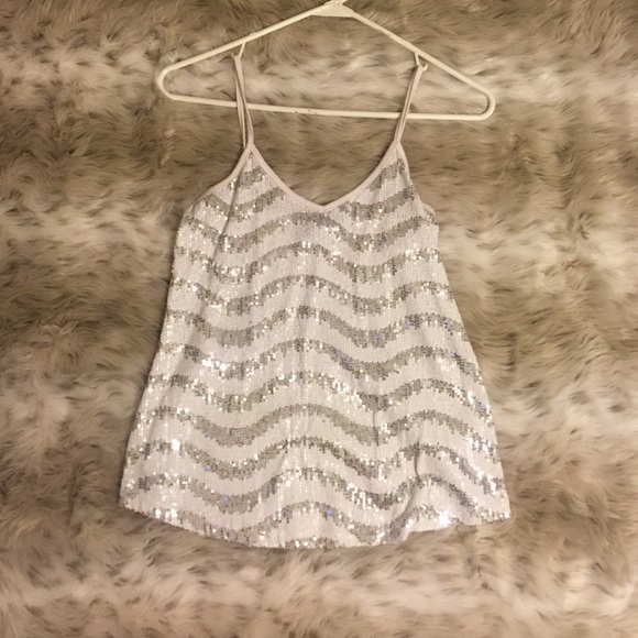 BKE buckle tank Small - Picture 1 of 1