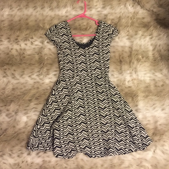 Skater girl dress- Macy's size small - Picture 1 of 1