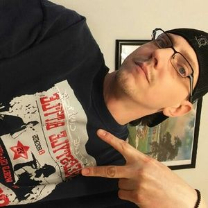 Meet your Posher, Mike