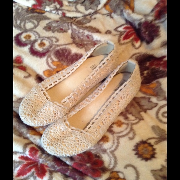 Crochet flats