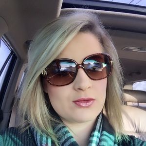 Meet your Posher, Megan