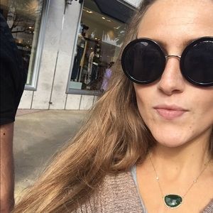 Meet your Posher, Sara
