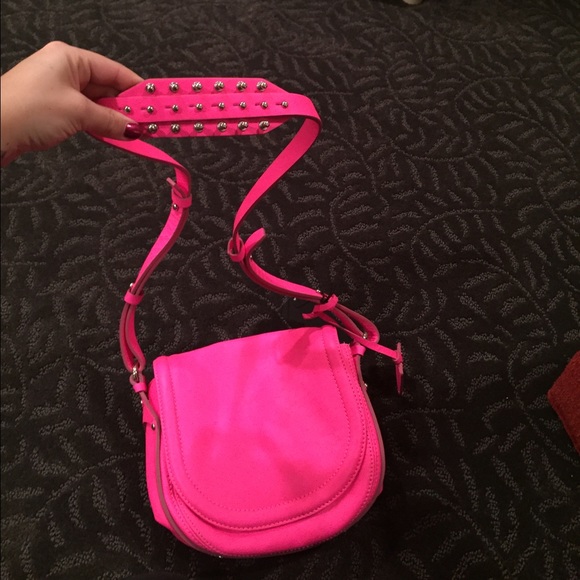 Alexander McQueen crossbody - Picture 2 of 4