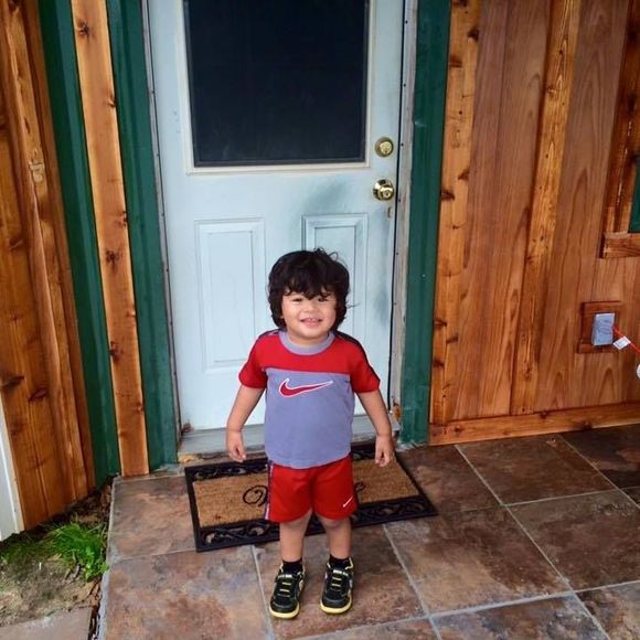 Meet your Posher, Yesenia - Picture 1 of 1