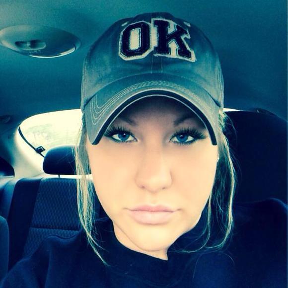 Meet your Posher, Amber - Picture 1 of 1