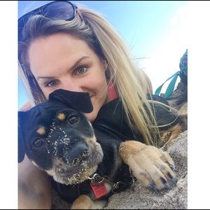 Meet your Posher, Brittney