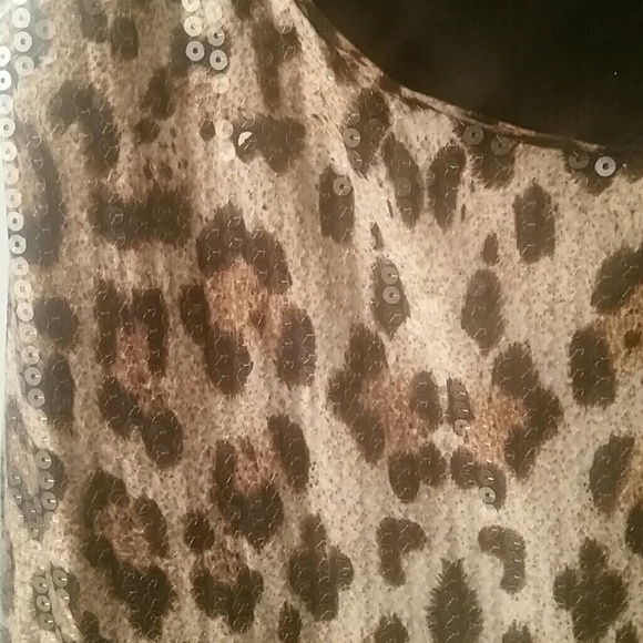 Sequin Animal  print dress - Picture 3 of 4