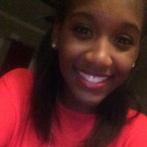 Meet your Posher, Saundra