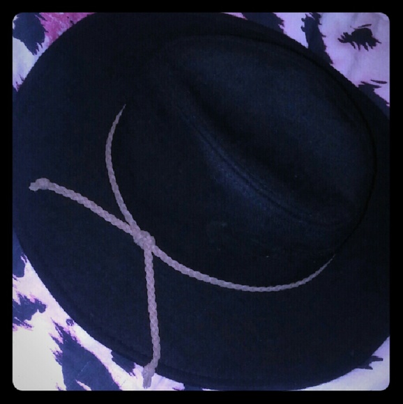 Charlotte russe wide brim hat - Picture 1 of 2
