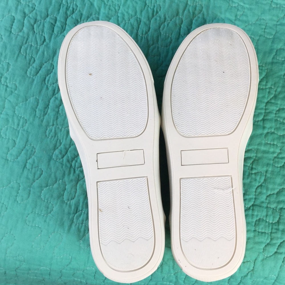 Women's 143 Girl Gold Slip On Shoes - Picture 8 of 8