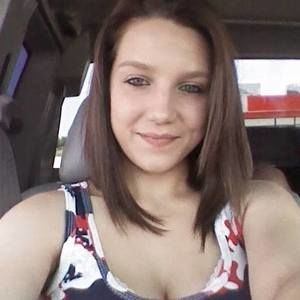 Meet your Posher, Monica