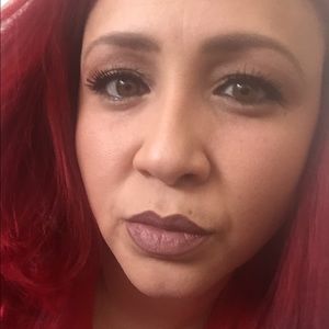 Meet your Posher, Juana