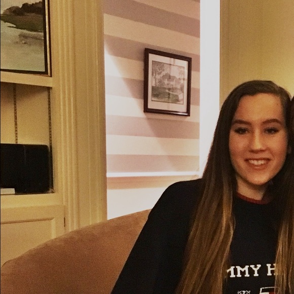 Meet your Posher, Polly! - Picture 2 of 3