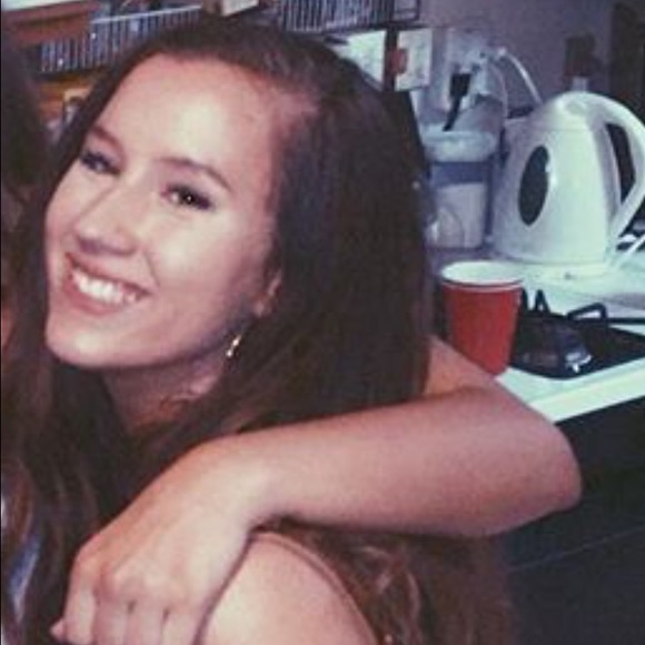 Meet your Posher, Polly! - Picture 3 of 3