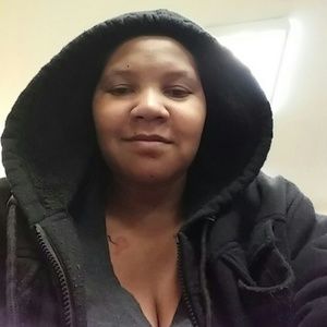 Meet your Posher, Whitney