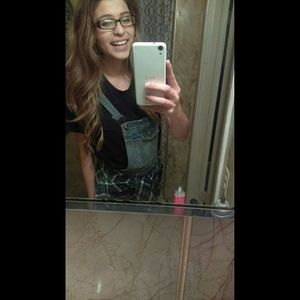 Meet your Posher, Marie