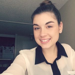 Meet your Posher, Michaela