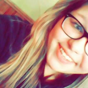 Meet your Posher, Kaila