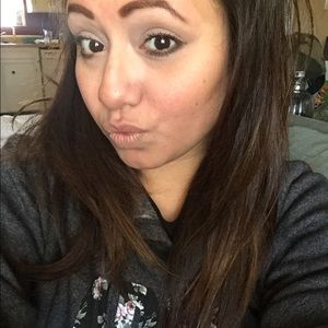 Meet your Posher, Marianne