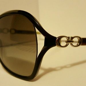 ** Coach sunglasses **