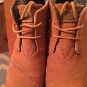 Original TOMS Desert Suede Wedges