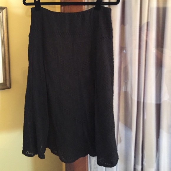 Black stretch lace skirt