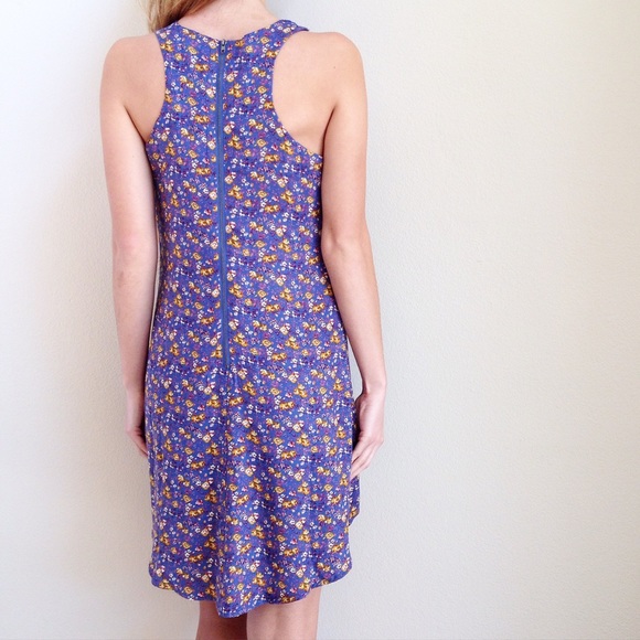 floral lace dress - Picture 3 of 5