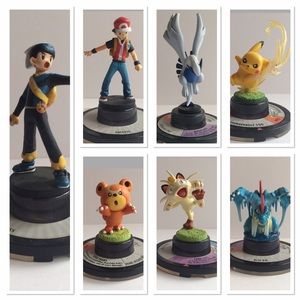 POKEMON THE NEXT QUEST TRADING FIGURES.