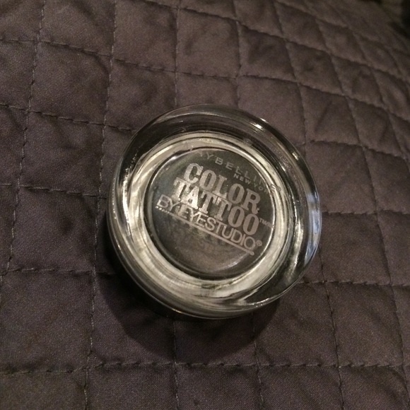 Maybelline color tattoo eyeshadow