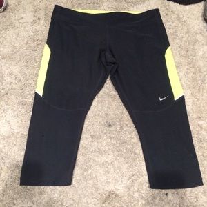 Women's Nike Running Crop Leggings