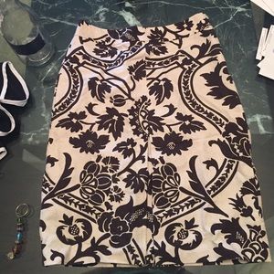 Cute Ann Taylor Loft pencil skirt