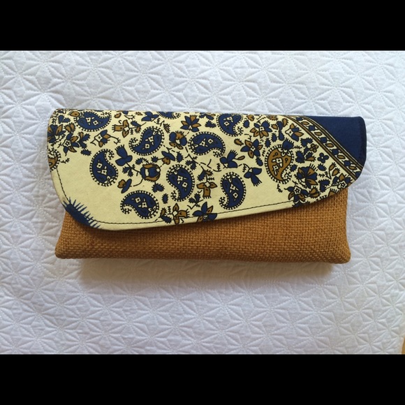 CIOLAINGO clutch purse - Picture 1 of 1