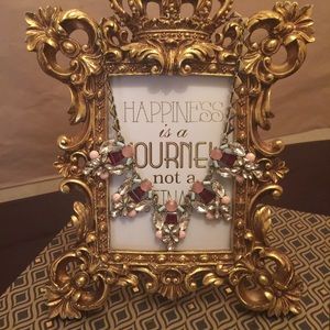 Bold statement necklace NWOT