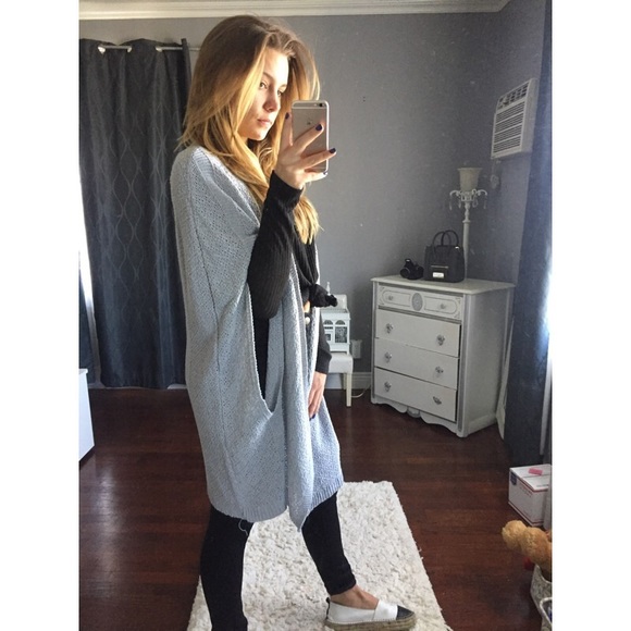 Light grey cape cardigan - Picture 3 of 4