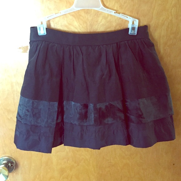 like new💖fit and flare skater skirt