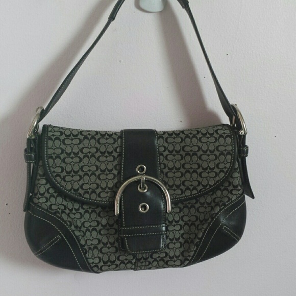 Authentic COACH small purse