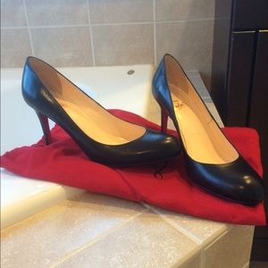Beautiful Christian louboutin pumps!