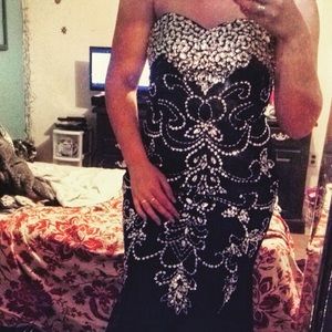 black mermaid prom dress