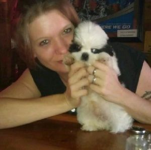 Meet your Posher, Laura