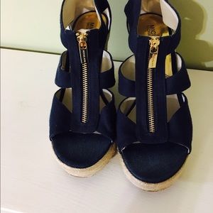 Michael kors navy wedges