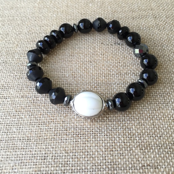 Silpada Blackboard Stretch Bracelet