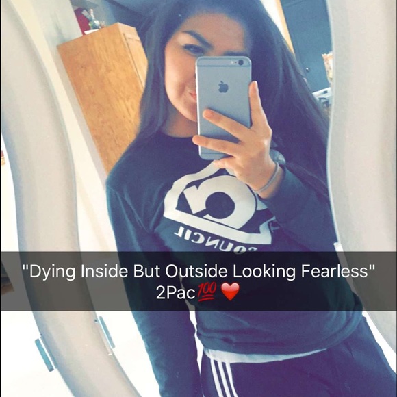 Meet your Posher, Alondra - Picture 1 of 1