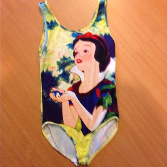 Tops - Disney Snow White leotard onesie sz large